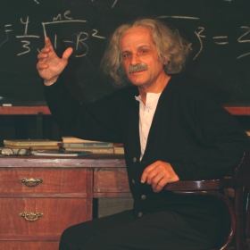 איינשטיין - ויקטור עטר